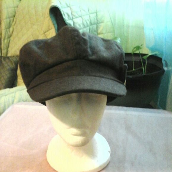 Hat - Picture 2 of 3